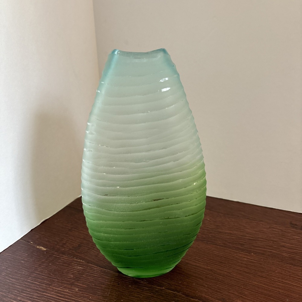 Hand Blown Green To Blue Hombre Scave Etched Vase Home Decor